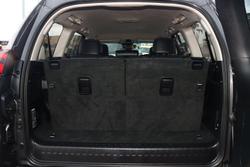 2022 Toyota
Landcruiser Prado VX