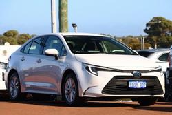 2022 Toyota
                Corolla Ascent Sport Hybrid