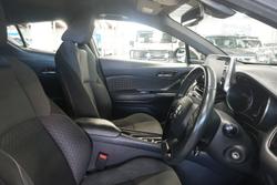 2020 Toyota
                C-HR 