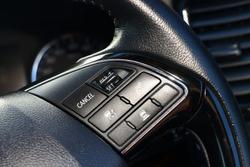 2021 Mitsubishi
Outlander ES