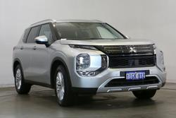 2024 Mitsubishi Outlander LS