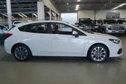 2021 Subaru
Impreza 2.0i