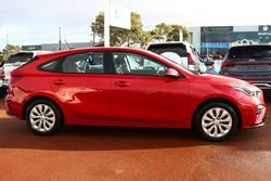 2021 Kia
Cerato S