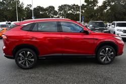 2024 MG
                HS Excite
