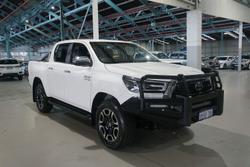 2022 Toyota
Hilux SR5
