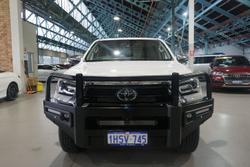 2022 Toyota
Hilux SR5