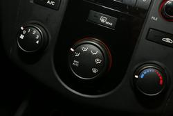 2012 Kia
Cerato SiR