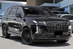 2025 Hyundai
Palisade Calligraphy Black Ink