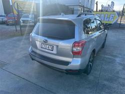 2015 SUBARU
FORESTER 2.5i-S