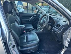 2015 SUBARU
FORESTER 2.5i-S