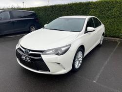 2016 Toyota
Camry Atara SL