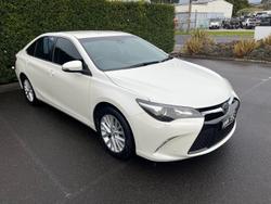 2016 Toyota
Camry Atara SL