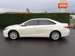 2016 Toyota
Camry Atara SL