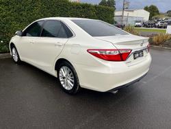 2016 Toyota
Camry Atara SL