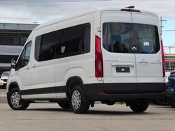 2025 LDV
Deliver 9