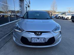 2012 Hyundai
Veloster +