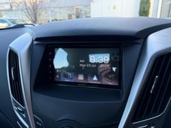 2012 Hyundai
Veloster +