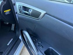 2012 Hyundai
Veloster +