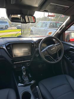 2024 Isuzu D-MAX BLADE