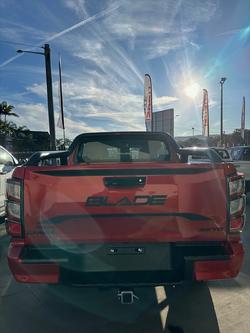 2024 Isuzu D-MAX BLADE