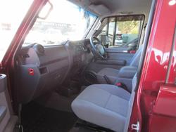 2017 Toyota
Landcruiser GXL