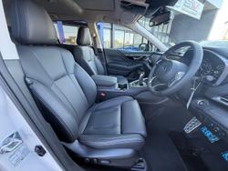 2025 Subaru Outback AWD Touring