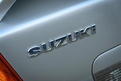 2007 Suzuki
Liana