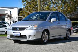 2007 Suzuki
Liana