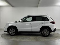 2024 Suzuki
Vitara
