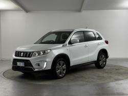 2024 Suzuki
Vitara