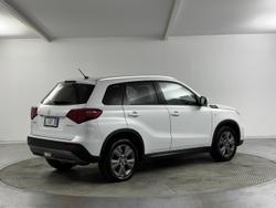 2024 Suzuki
Vitara