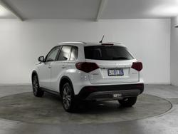 2024 Suzuki
Vitara