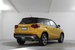 2024 Suzuki
                Vitara 