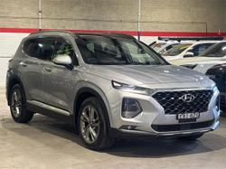 2019 Hyundai
                Santa Fe Highlander