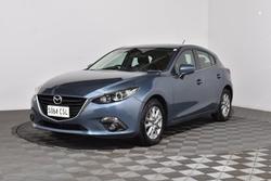 2015 Mazda
3 Maxx