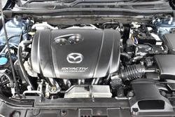 2015 Mazda
3 Maxx