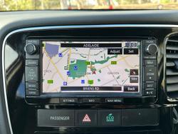 2015 Mitsubishi
                Outlander Exceed