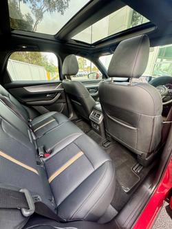 2023 Mazda
CX-60 P50e Azami