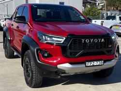 2024 Toyota
Hilux GR-Sport TWO-Tone (4x4)