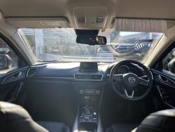 2018 Mazda
3 SP25 GT