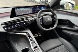 2025 Peugeot
5008 GT Premium Hybrid