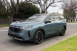 2025 Peugeot
5008 GT Premium Hybrid
