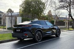 2025 Peugeot
                408 GT Premium Hybrid