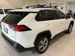 2021 Toyota
Rav4 Hybrid RAV4 2WD Hybrid CVT GXL (SS)