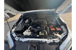 2019 Toyota
Hilux SR