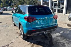 2023 Suzuki
Vitara
