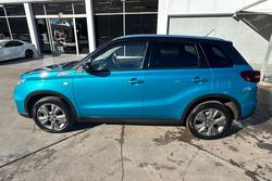2023 Suzuki
Vitara