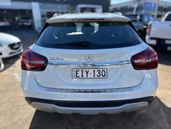 2017 Mercedes-Benz
GLA-Class GLA180