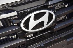 2025 Hyundai
                Tucson 