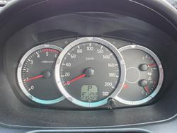 2014 Mitsubishi Triton GLX MN MY15 4X4 Dual Range White
